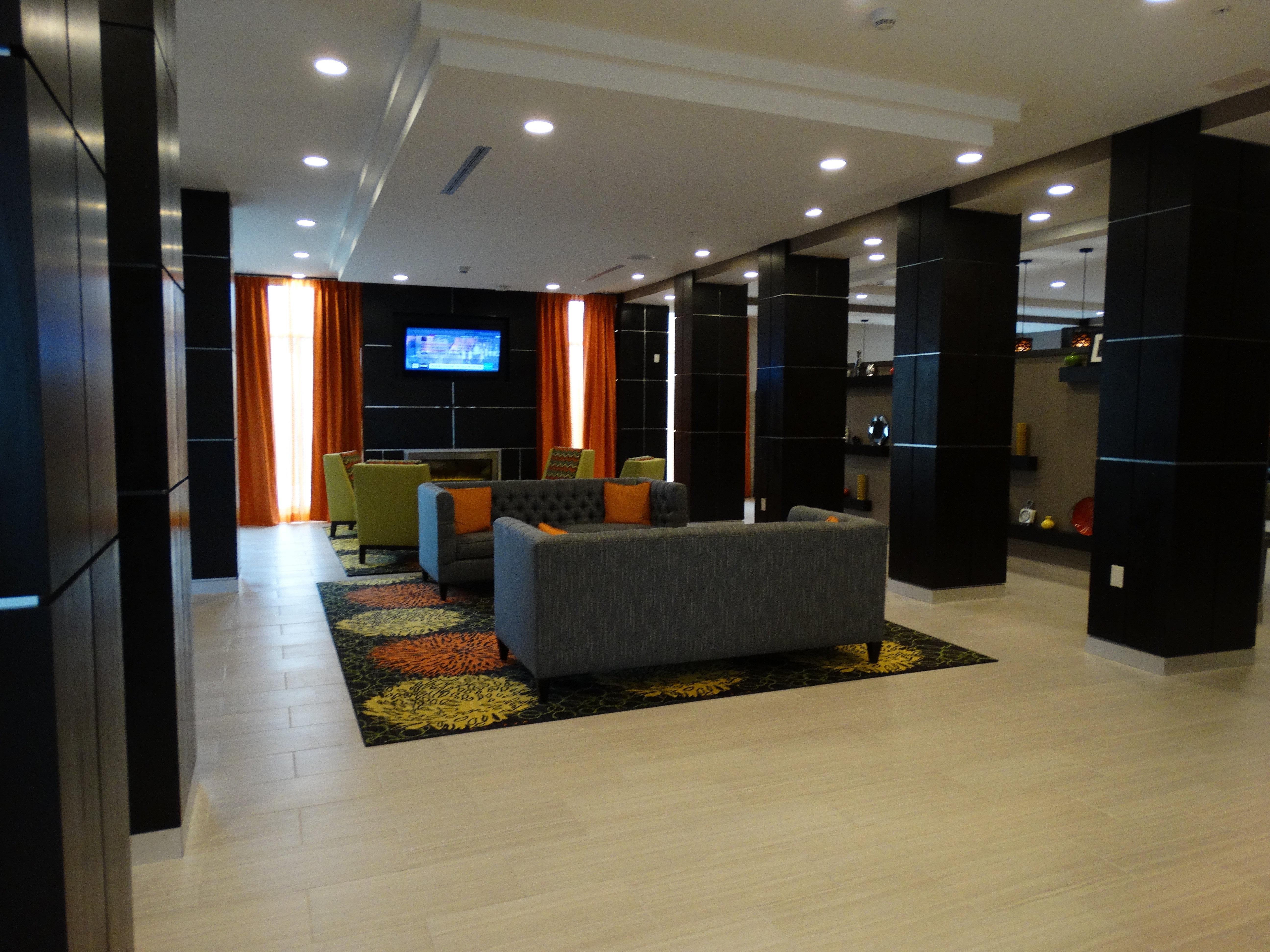 Holiday Inn Covington By Ihg Eksteriør billede
